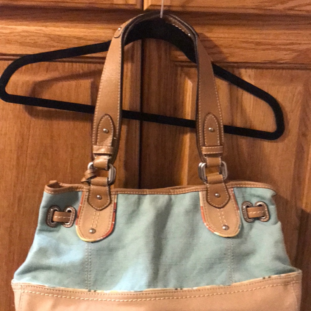 Fossil purse